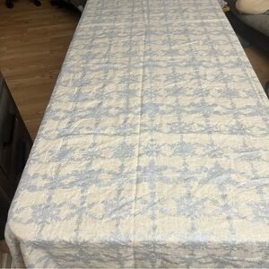 Cracker Barrel 100% linen Tablecloth with silver snowflakes gorgeous 60”/120”